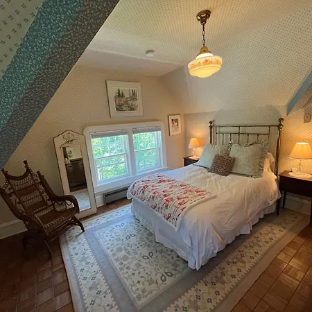 Queen'S View Bed And Breakfast-3